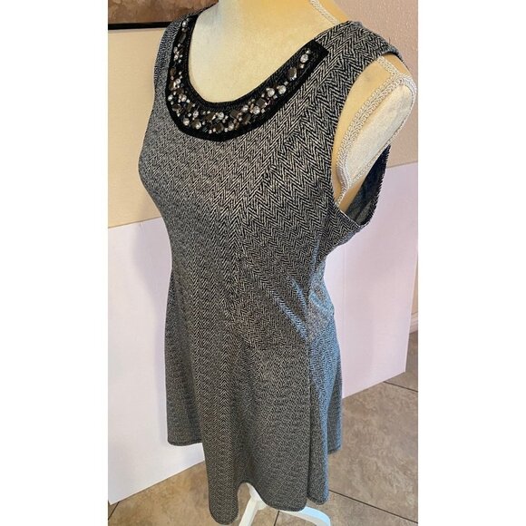 Maurices Embellished Sleeveless A-Line Dress, Size Large - Picture 4 of 10